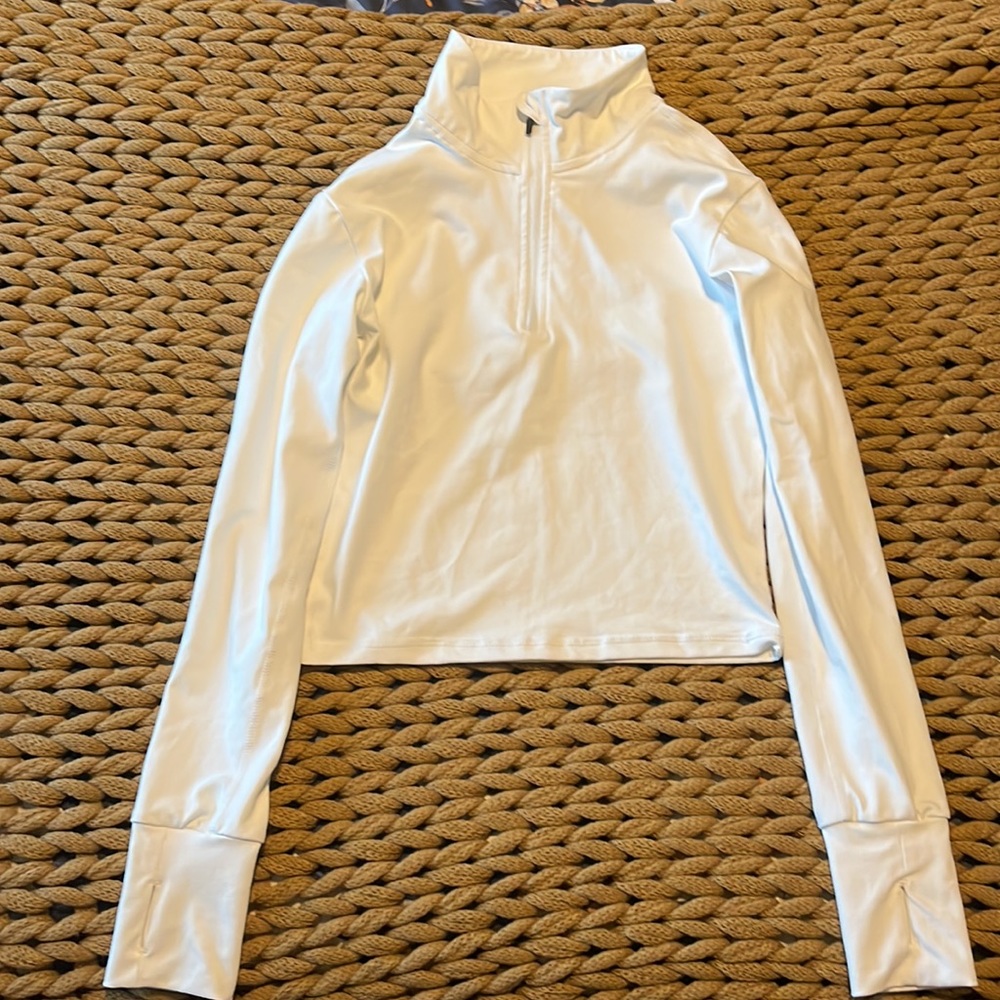 Paragon Fitness, White half zip long sleeve crop top with thumb holes, medium